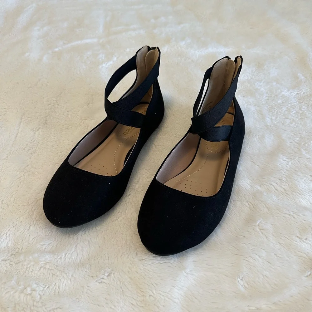Dream Pairs Ballet Flats | Size 7.5 - Picture 1 of 6
